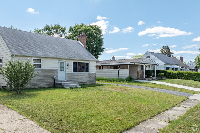 Georgian Heights is a working-class neighborhood and is a western suburb.