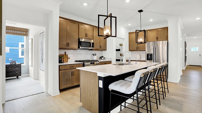 691 Growe Ct, Avon, IN 46123 - photo 4