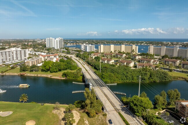 US 1 runs right through the middle of North Palm Beach in a north-south direction.