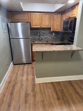 5827 NW 22nd Ct, Lauderhill, FL 33313