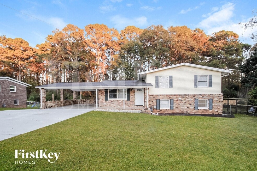 2237 Powers Ferry Dr SE, Marietta, GA 30067 - photo 1