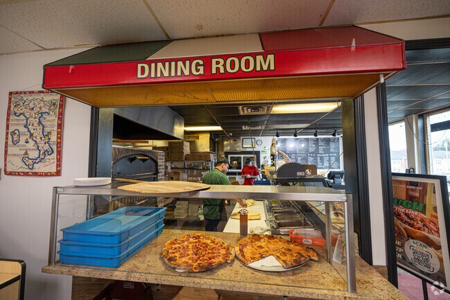 TC Lando's are know for their great pizza.