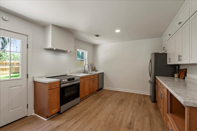 14 Twin Lakes Rd, Beaufort, SC 29902 - photo 6