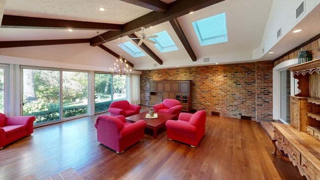 1131 Audubon Rd, Grosse Pointe Park, MI 48230 - photo 2