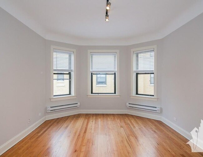 2317 N Rockwell St unit A2, Chicago, IL 60647 - photo 5