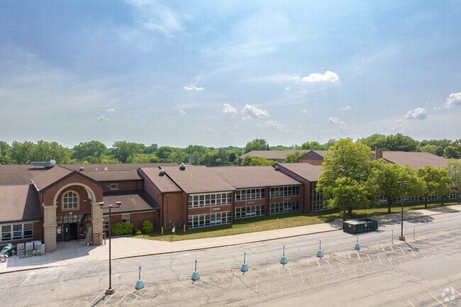 Woodland Elementary School is a highly rated, public school located in Gages Lake, Illinois.