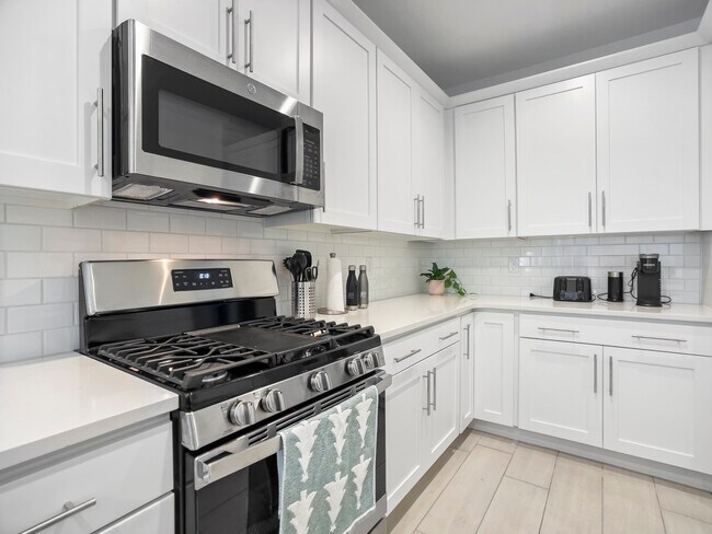 11343 S 50th Ave, Phoenix, AZ 85339 - photo 5