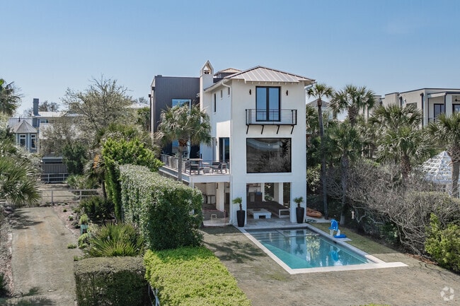 Sullivan's Island has modern home styles with swimming pools.