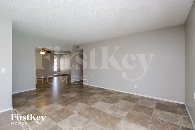 2331 E Alameda Dr, Tempe, AZ 85282 - photo 4