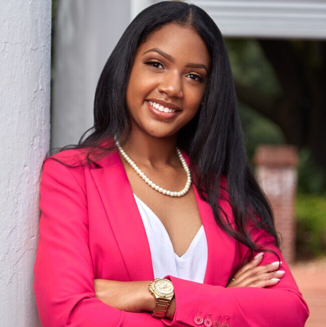 Chauniece Mouzone