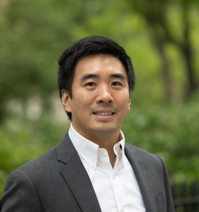 Ran Zheng, Real Estate Agent in New York, NY