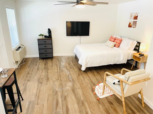 620 S Cedar St unit ID1296528P, Little Rock, AR 72205 - photo 5