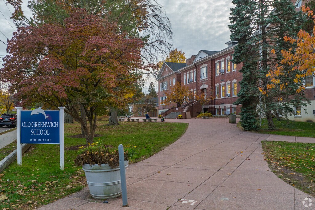 Old Greenwich School empowers the youth of Greenwich.