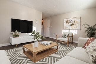 1627 Geneva St, Aurora, CO 80010
