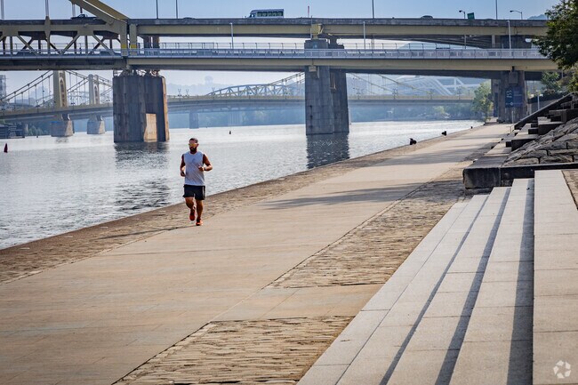 Runners have a beautiful view of the rivers from the Three Rivers Heritage Trail.
