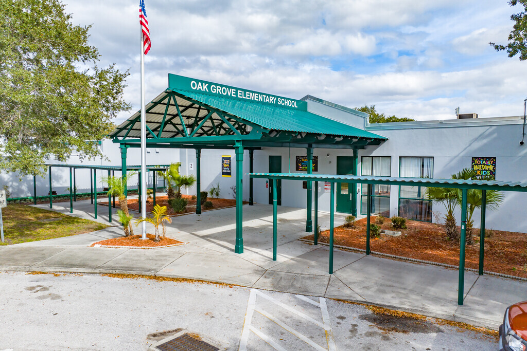 Oak Grove Elementary School, Tampa FL Rankings & Reviews - Homes.com