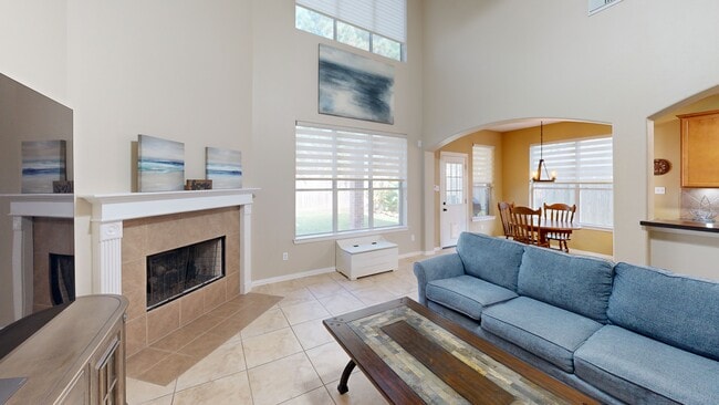 12102 Carol Ln, Pinehurst, TX 77362 - photo 2