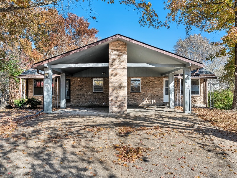 104 Britanna Dr, Swansea, IL 62226 - photo 1