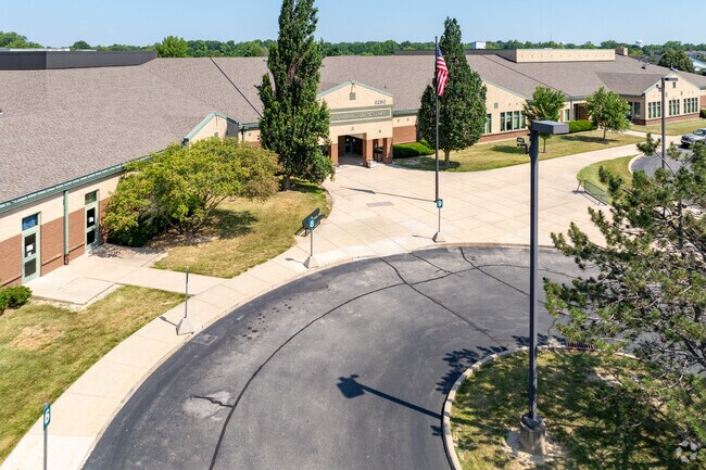 The student population of Amelia Earhart Elementary School is 415 and the school serves K-4.