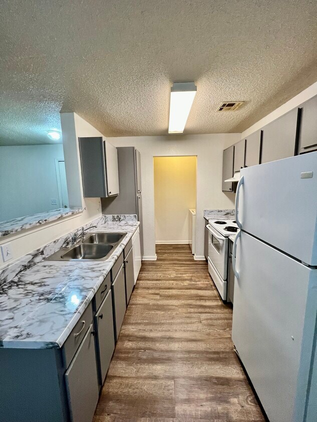 Northpark Apartments 3502 Newman Rd, Joplin, MO