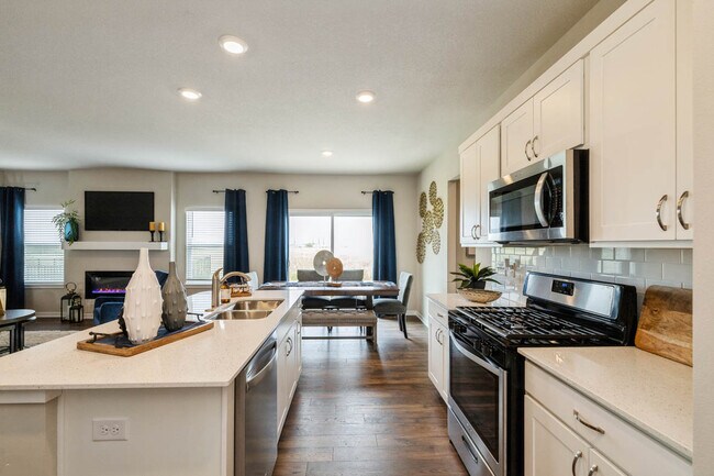 14505 Ironwood Ct unit 36202338, Urbandale, IA 50111 - photo 6