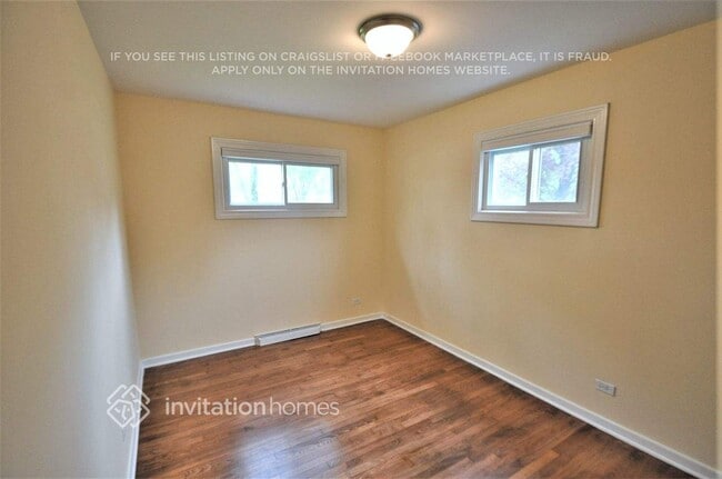 368 N Biermann Ave, Villa Park, IL 60181 - photo 4