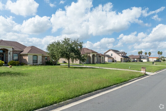 Some neighborhoods are easily accessible from Interstate 2 in La Feria, Texas.