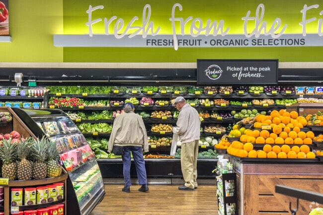 Albertsons is just a few minutes away from the Wood Ranch area.