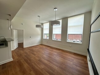 200 W Wiseman Ave, Fayetteville, WV 25840