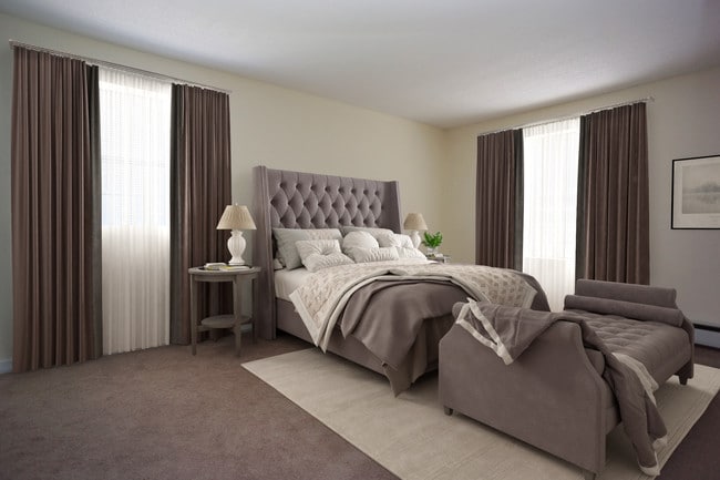 Oak Creek Apartments, Concord, NH 03303 - photo 2