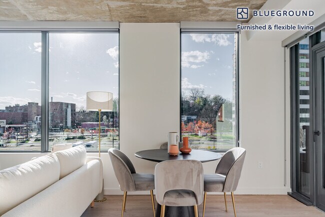 3030 Potomac Ave unit FL3-ID1031, Arlington, VA 22202 - photo 7