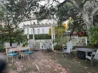 305 Mission St Unit 305, Santa Cruz, CA 95060