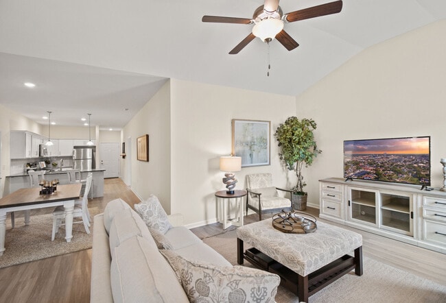 Dupont Meadows, Fort Wayne, IN 46818 - photo 4