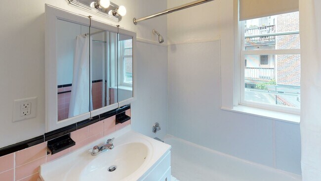 1789 Beacon St unit 1, Brookline, MA 02445 - photo 5