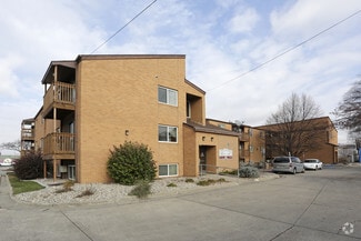 101 University Dr S, Fargo, ND 58103