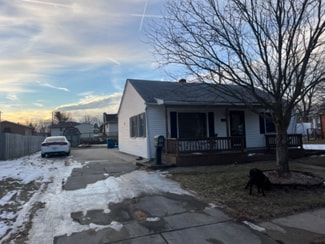 110 Maple St, Lowell, IN 46356