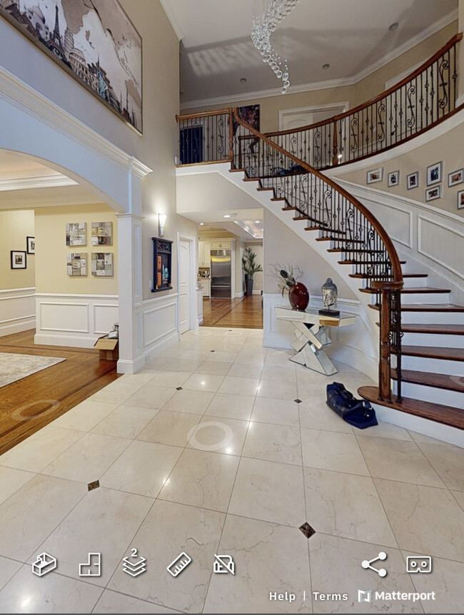 40 Druid Hill Rd Unit 1, Newton, MA 02461