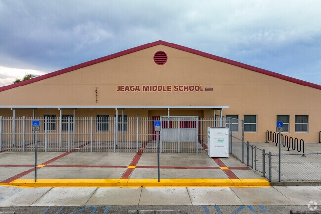 Jeaga Middle School offers pre-law and culinary programs.