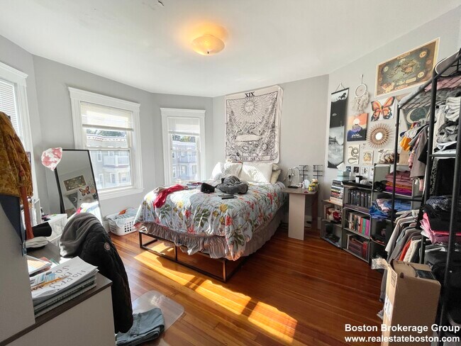 9 Taft St unit 3, Dorchester, MA 02125 - photo 7