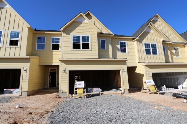 3118 Cathedral Comb Dr, Apex, NC 27502 - photo 5