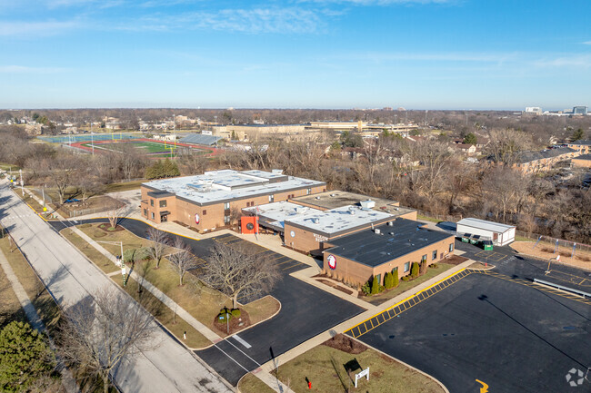 The courses at Willow Bend Elementary School encourage critical thinking and creativity.
