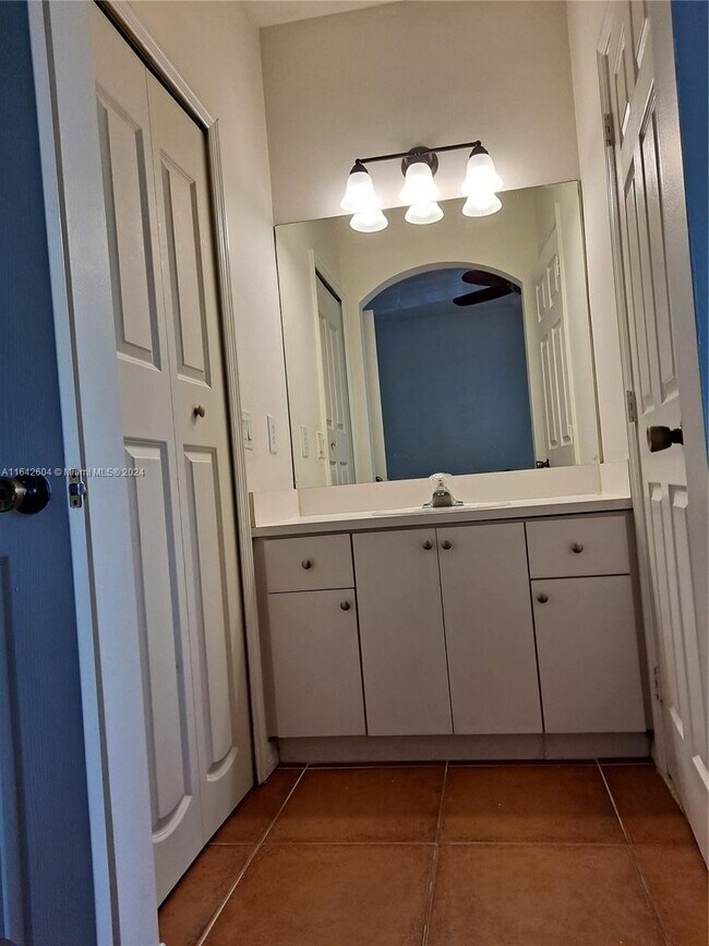 632 SW 107th Ave unit 606 2 STORIES CONDO, Pembroke Pines, FL 33025 - photo 6