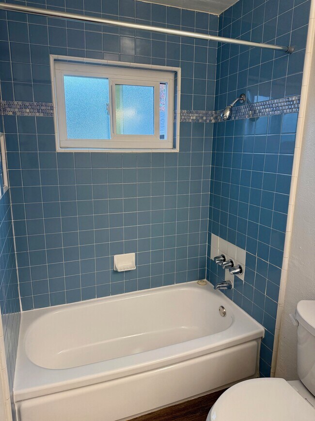 Olive Court Apartments, Fair Oaks, CA 95628 - photo 7