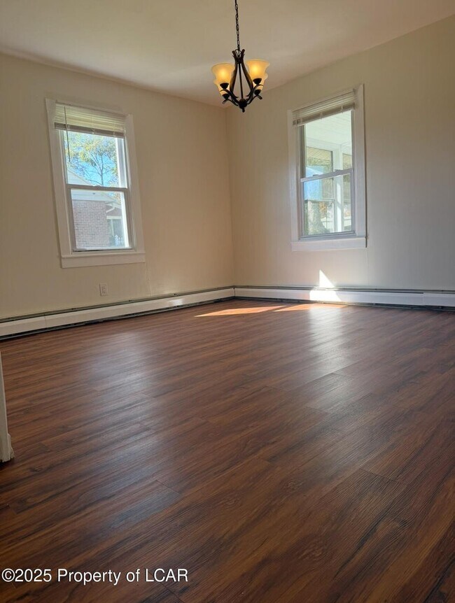 110 E Center St, Shavertown, PA 18708 - photo 3