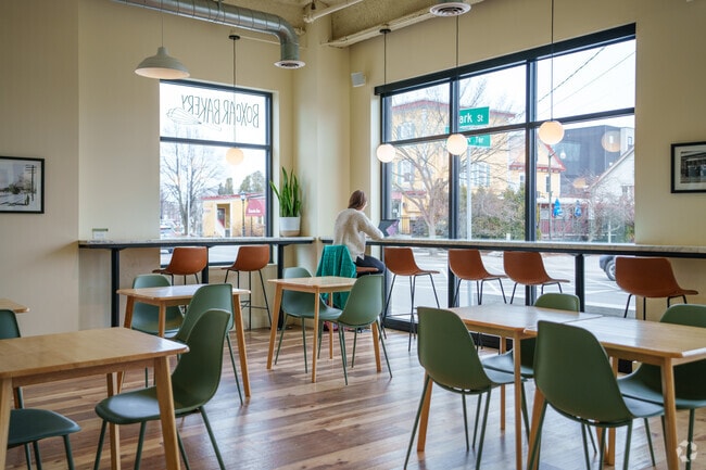 You'll love having access to multiple dining options like Boxcar Bakery where you can lighten up you workday in a productive setting.