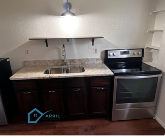 2055 W Summit Ave Unit D, San Antonio, TX 78201