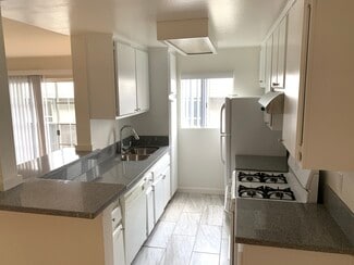 11825 Courtleigh Dr, Los Angeles, CA 90066