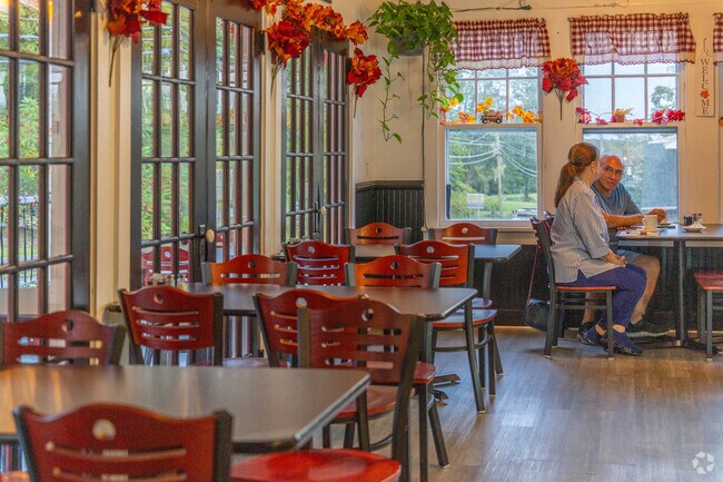 LJ's Restaurant is a local favorite of Shokan residents.