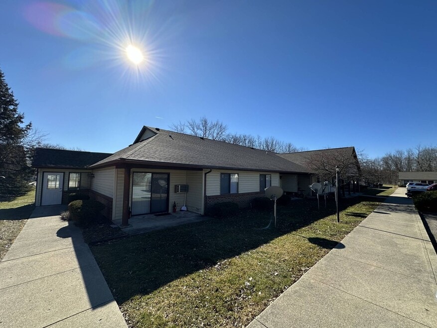 Welcome to Somerset Village!