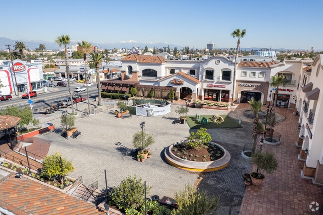 Florence-Graham in Firestone Park has retail centers scattered throughout the neighborhood.